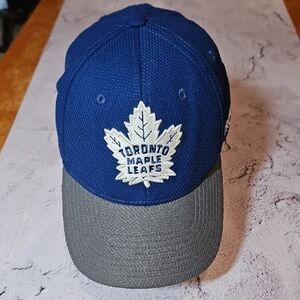 🌟3/$25🌟 Blue and Gray Toronto Maple Leafs NHL Baseball Cap Flexfit